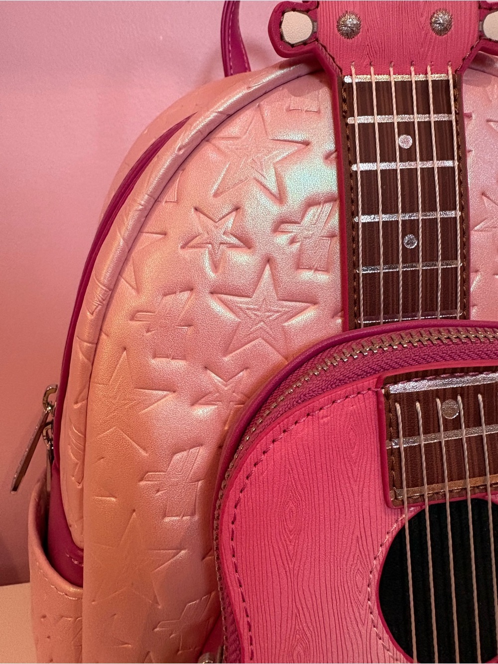 Loungefly Disney Hannah Montana Guitar Mini Backpack BNWT 🎸🎀 - Picture 2 of 6